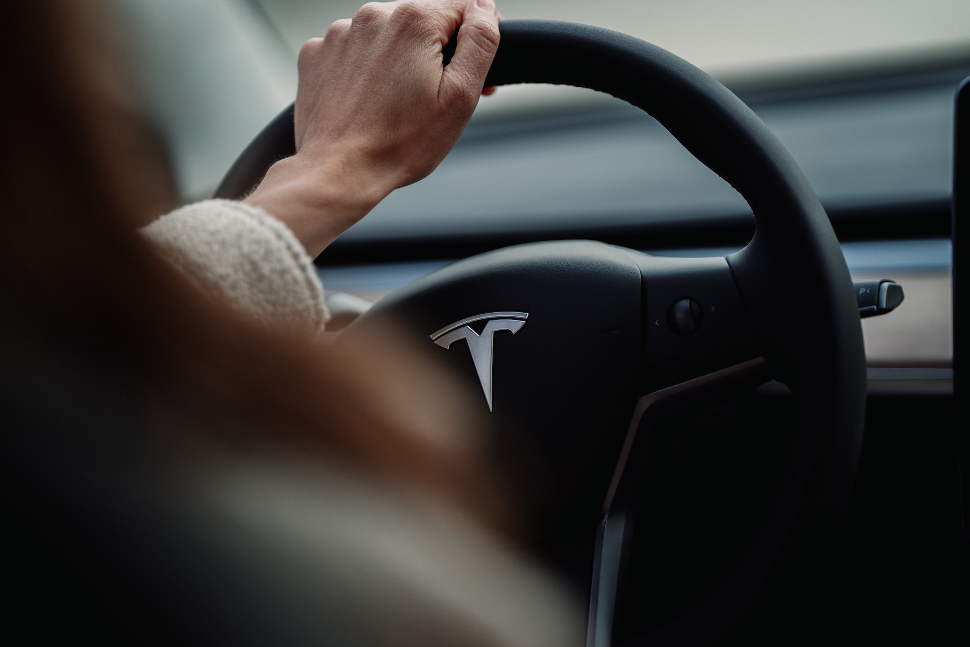 Best tesla interior cleaner for steering wheels